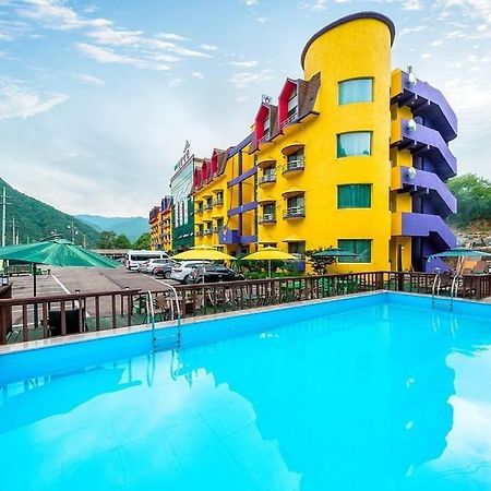 Inje Baekdam Stay Tourist Hotel Екстериор снимка